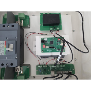 Dyness DCB-TW65 Combiner Box